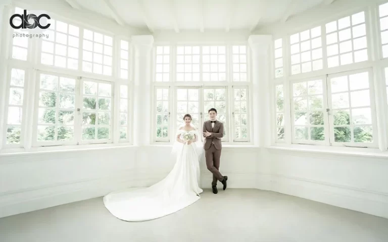 Indoor pre-wedding photography