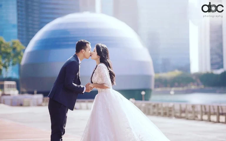 Outdoor casual wedding photo shoot by ABC Photography