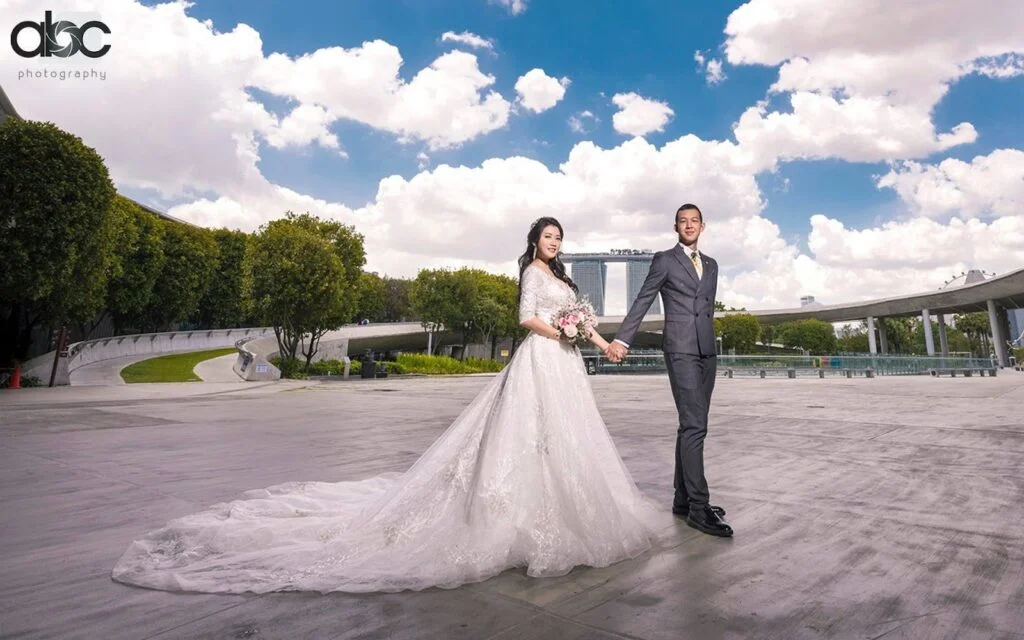 Outdoor photoshoot for pre-wedding in singapore