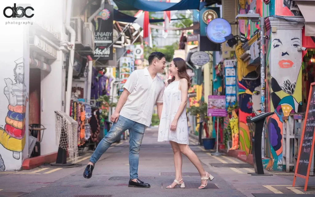 Couple's photoshoot at heritage shophouses