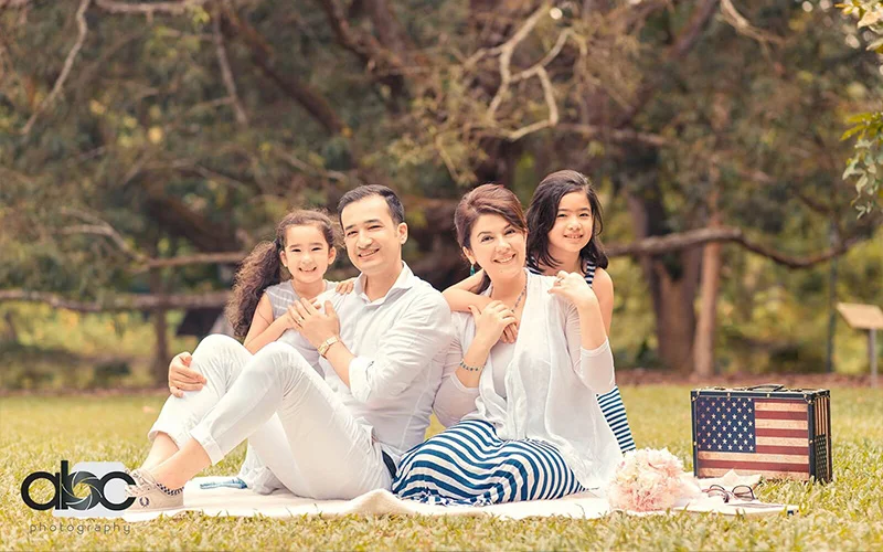 outdoor family photoshoot