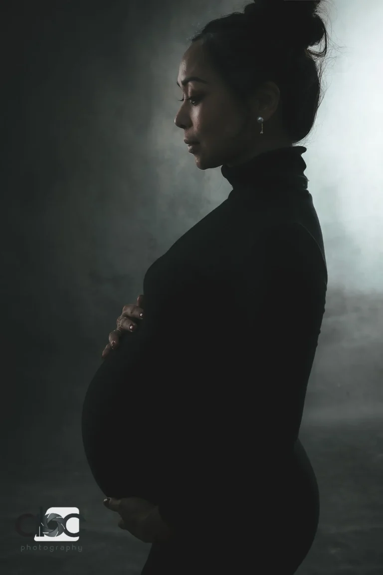Maternity silhouette portrait Singapore