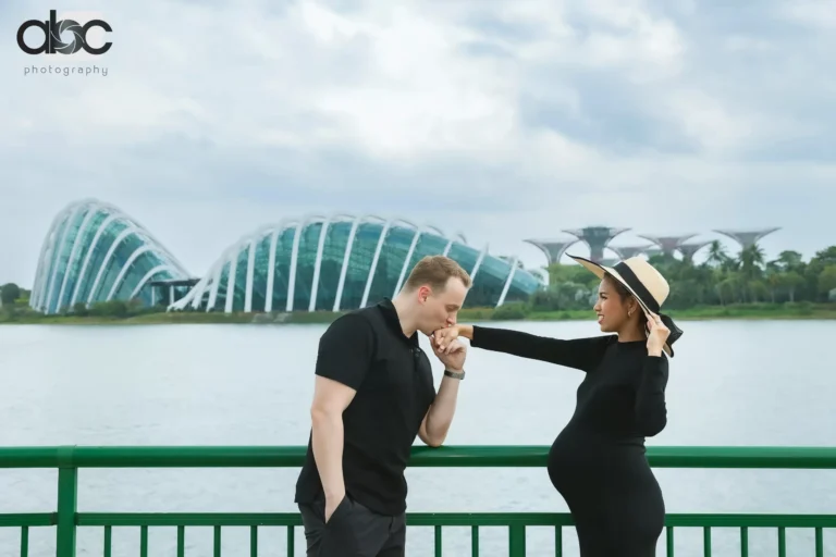 Maternity photoshoot at Gardens by the Bay