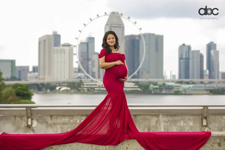 Maternity photoshoot Singapore with Flyer backdrop