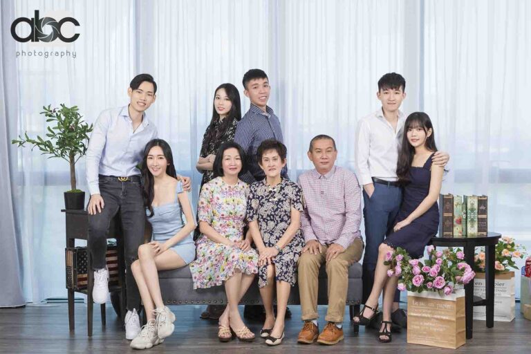 Multi-generation family photo studio Singapore